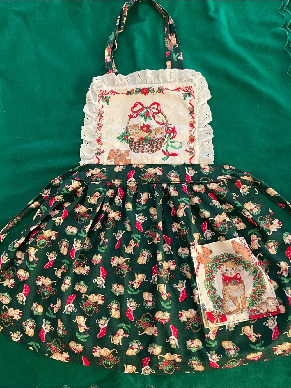 Kids Green Christmas Cat Print Holiday Apron